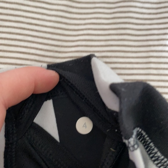 Lululemon Astro pants - Picture 3 of 4